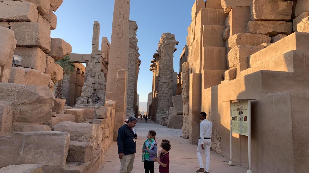 One Love Guesthouse & Restaurant Luxor Exterior photo