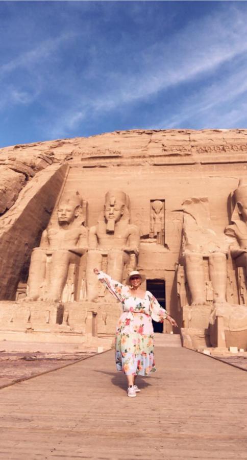 One Love Guesthouse & Restaurant Luxor Exterior photo