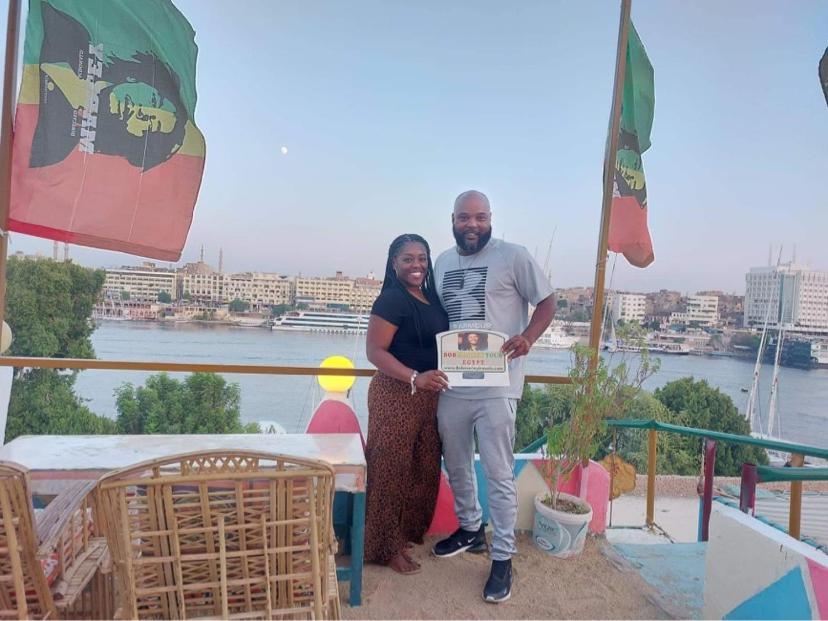 One Love Guesthouse & Restaurant Luxor Exterior photo